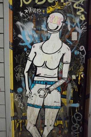 Alley graffiti 2/8